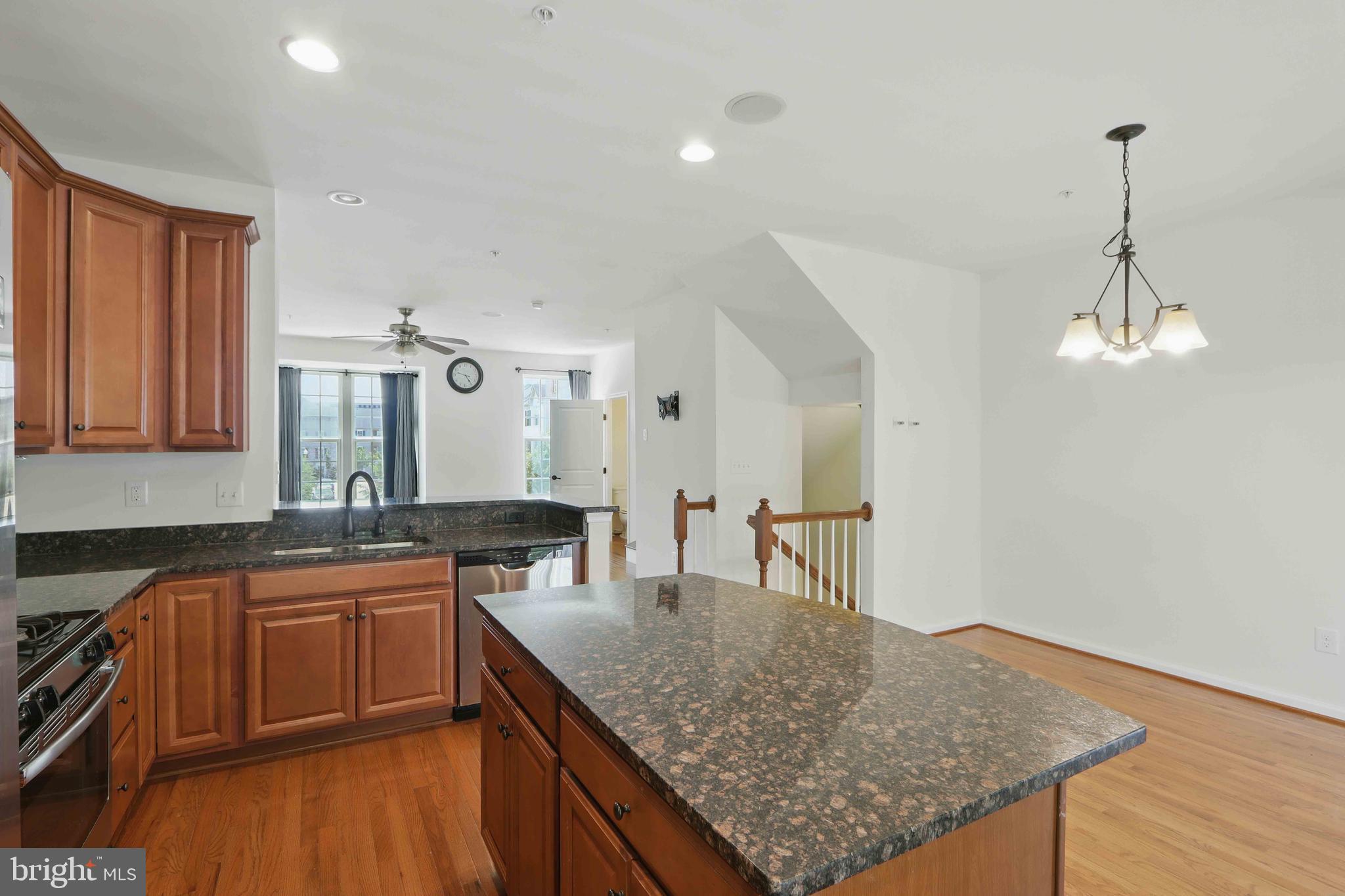 HOWARD SQUARE - Residential Lease