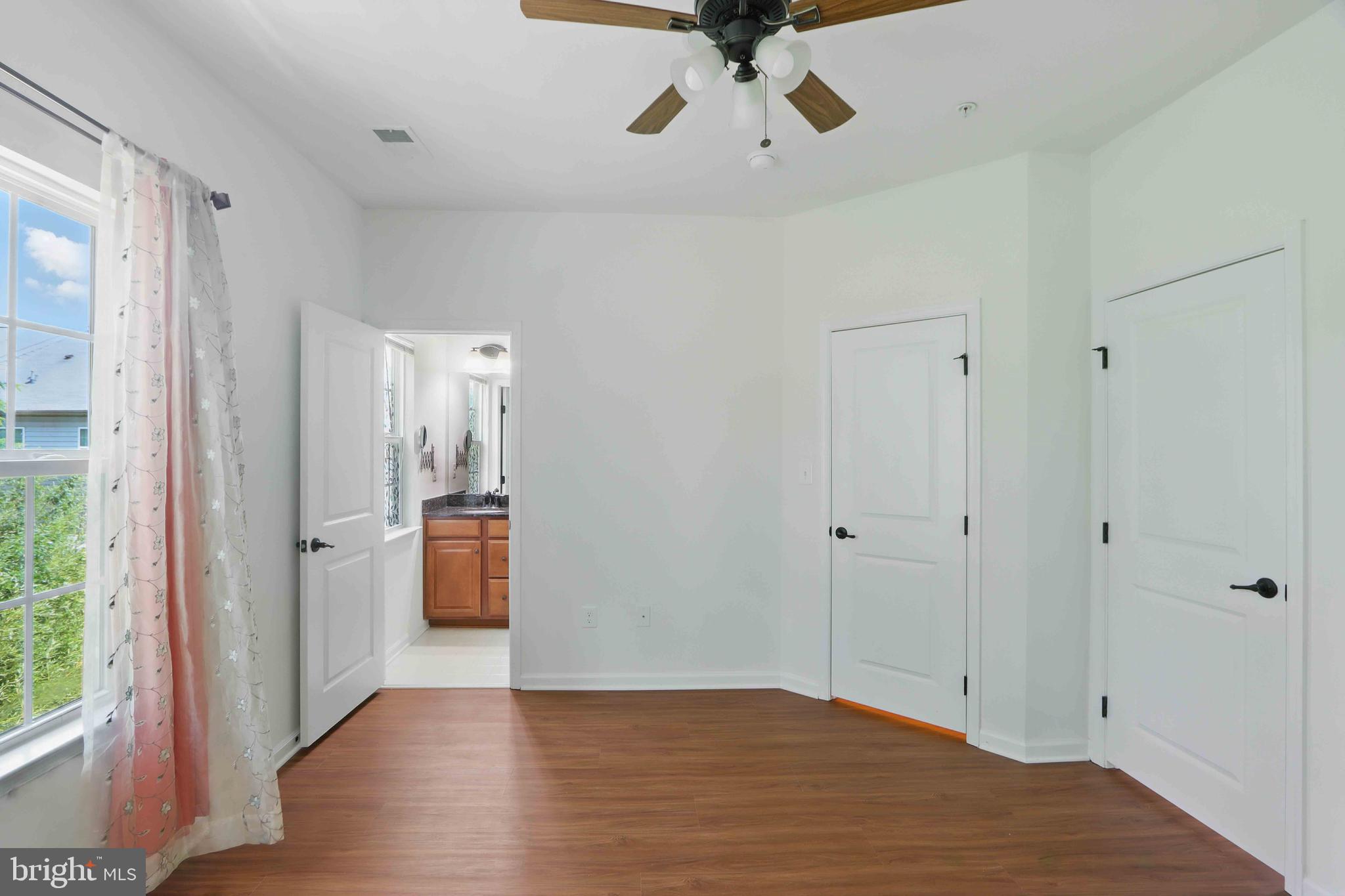 HOWARD SQUARE - Residential Lease