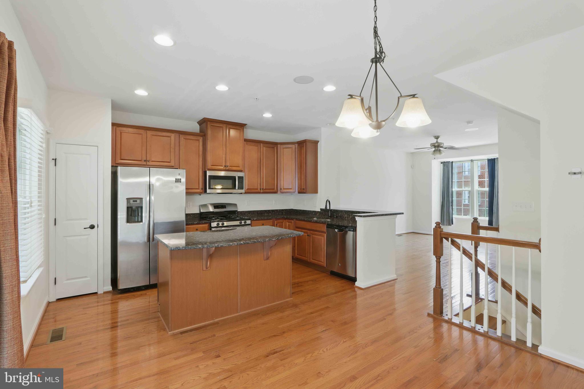 HOWARD SQUARE - Residential Lease