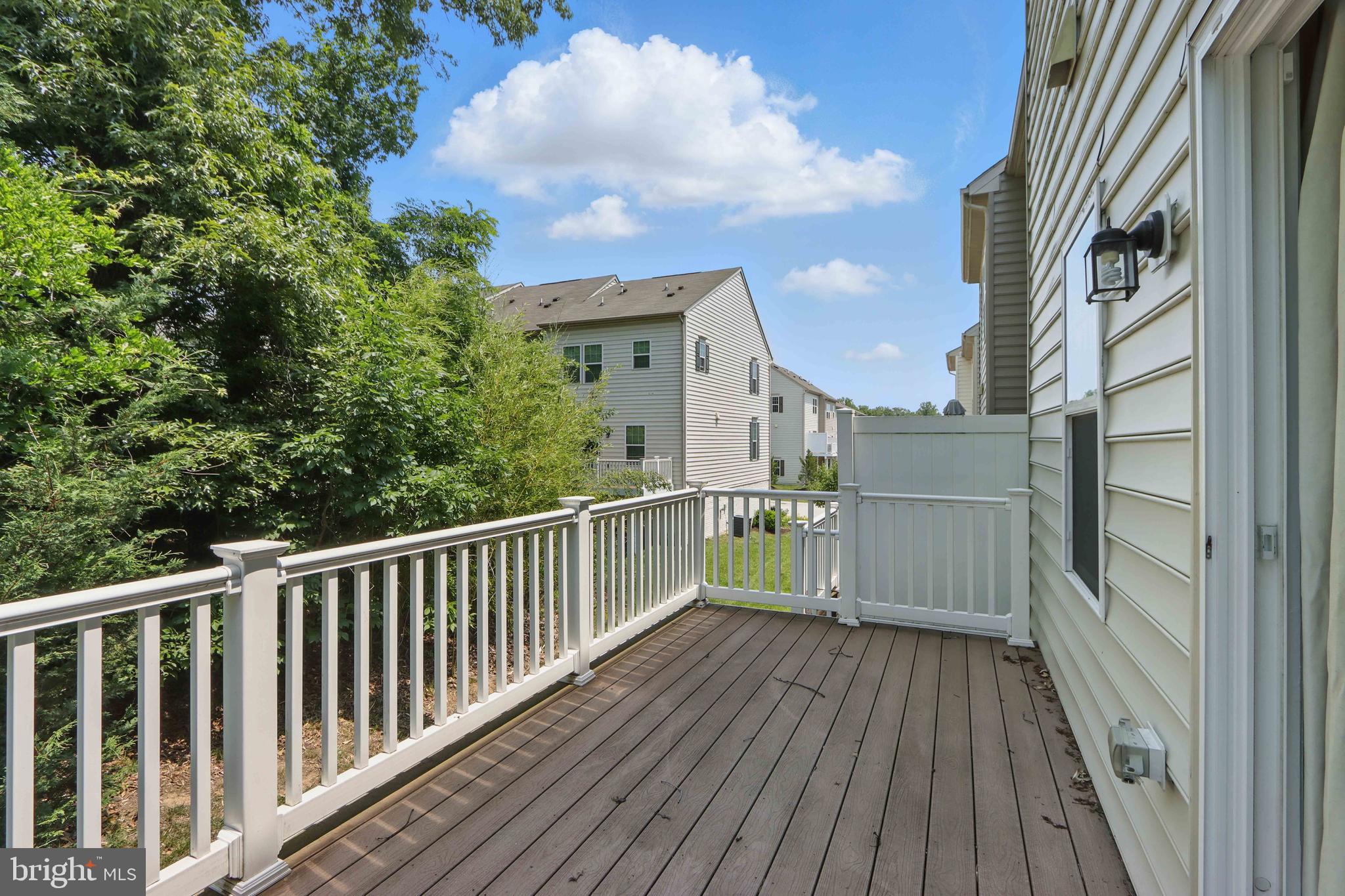 HOWARD SQUARE - Residential Lease