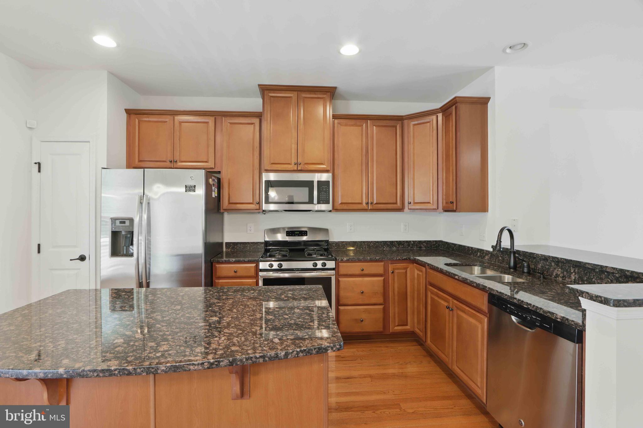 HOWARD SQUARE - Residential Lease