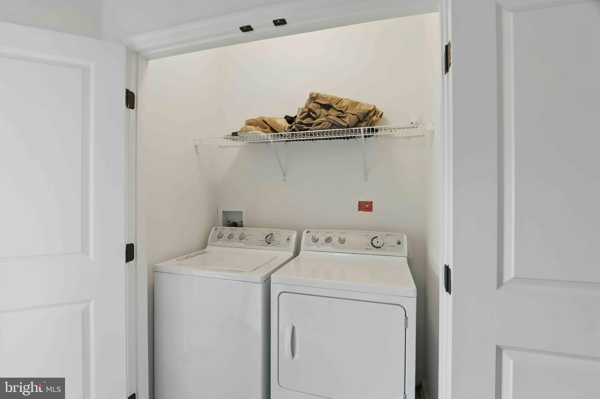 HOWARD SQUARE - Residential Lease