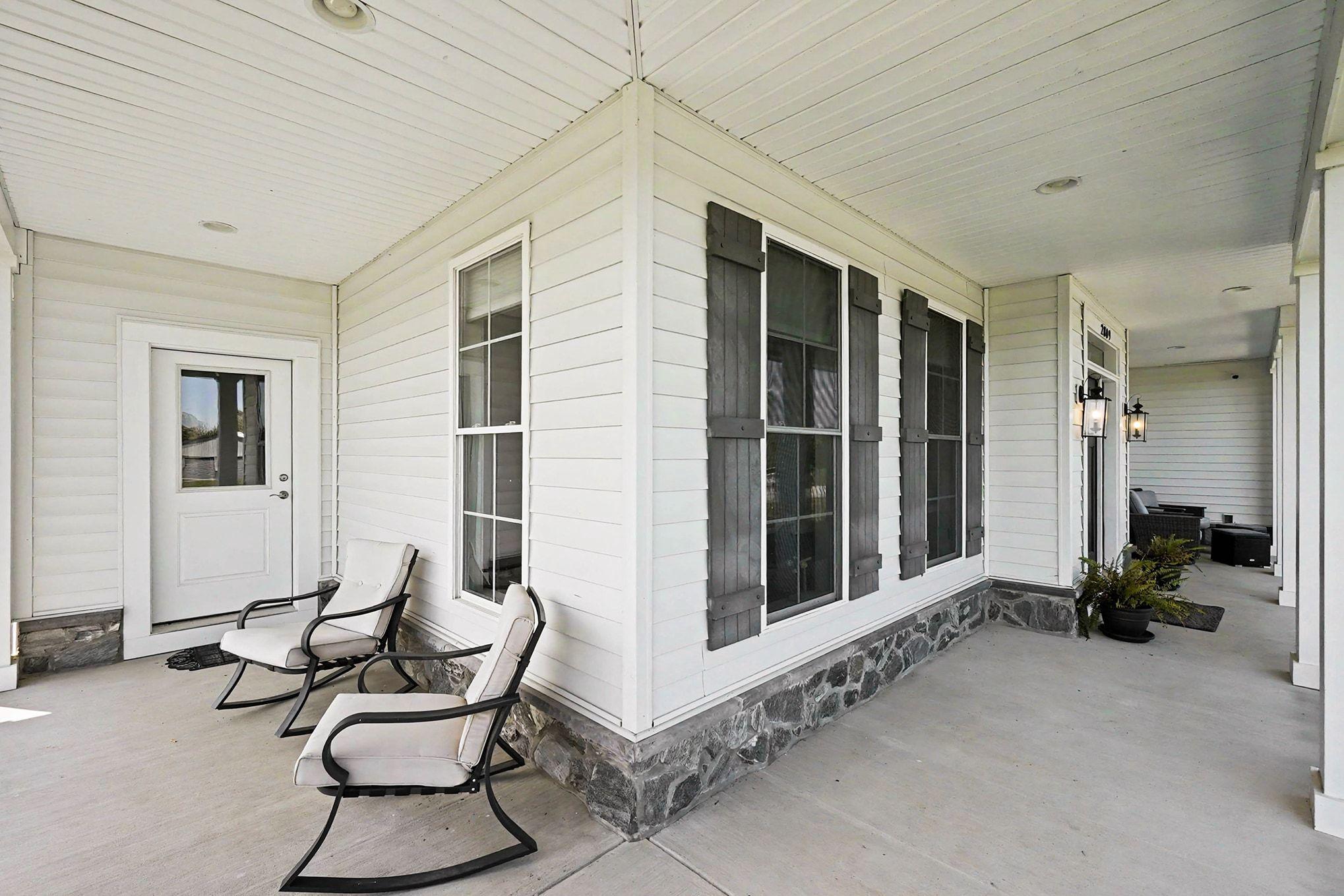 2809 12 STONES ROAD