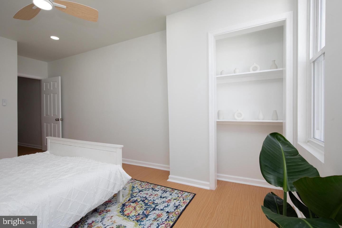 POINT BREEZE - Residential Lease