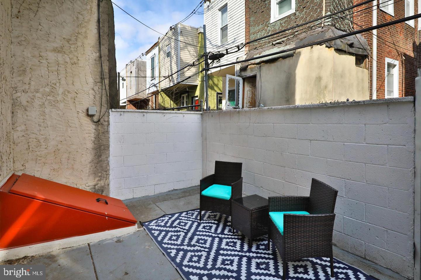 POINT BREEZE - Residential Lease