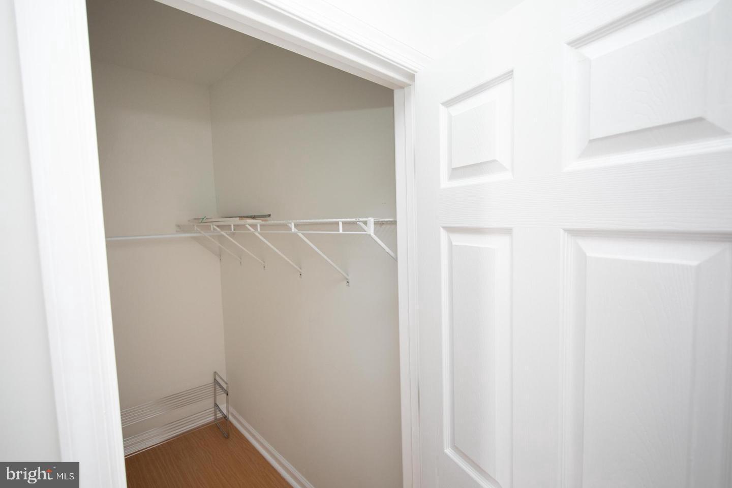 POINT BREEZE - Residential Lease