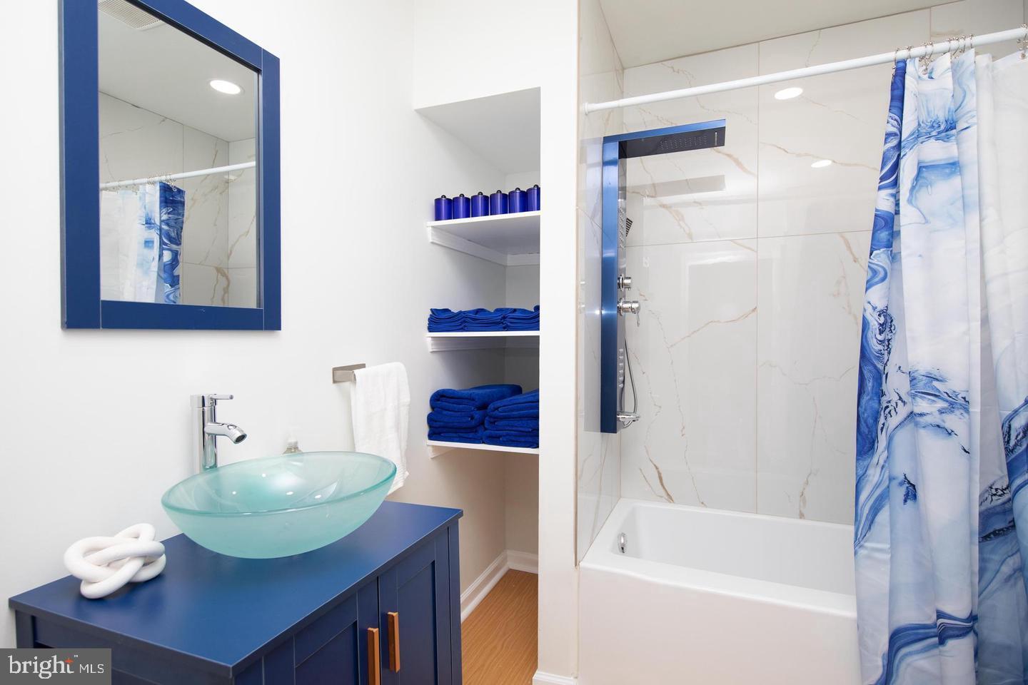 POINT BREEZE - Residential Lease