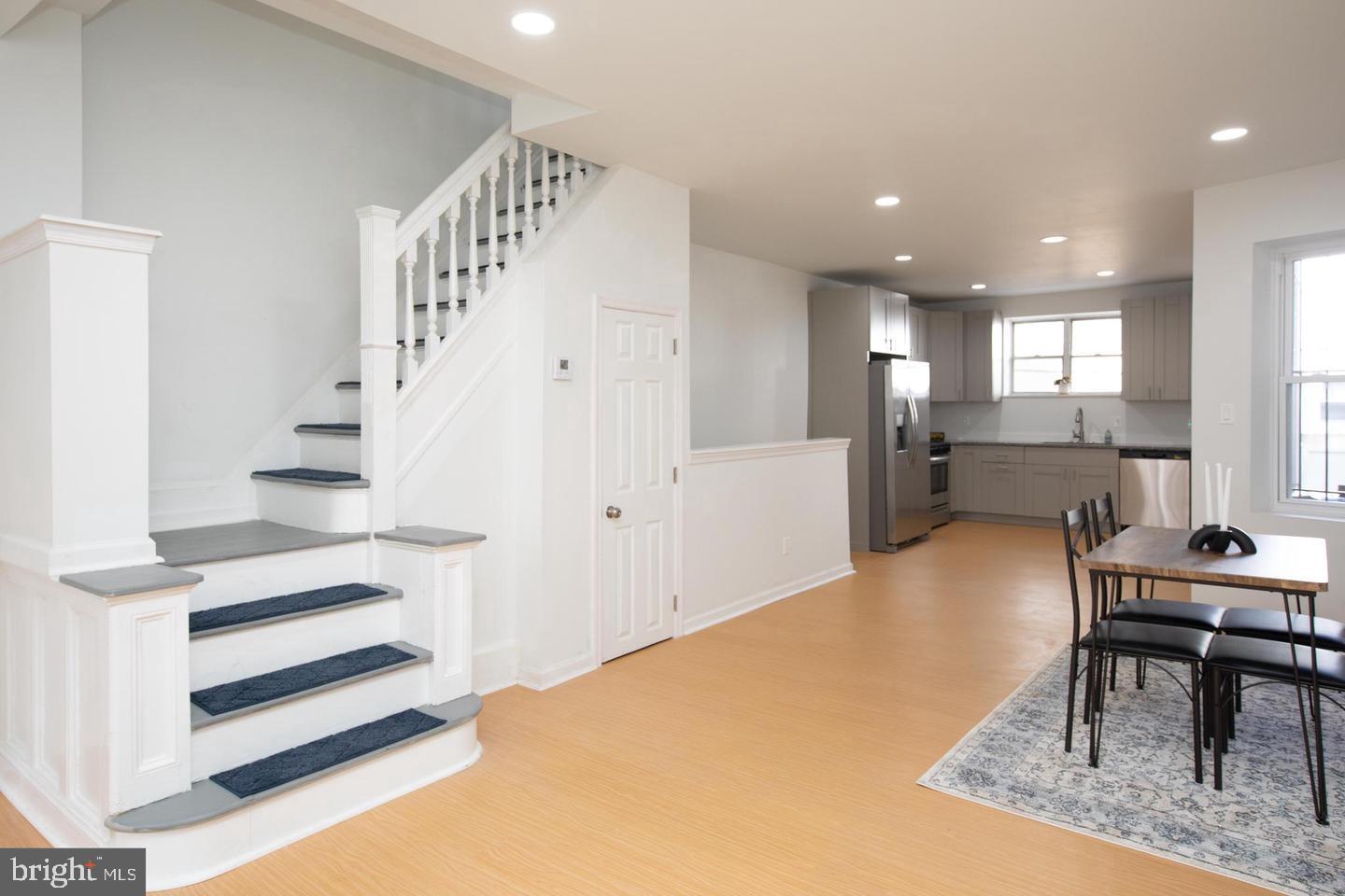 POINT BREEZE - Residential Lease