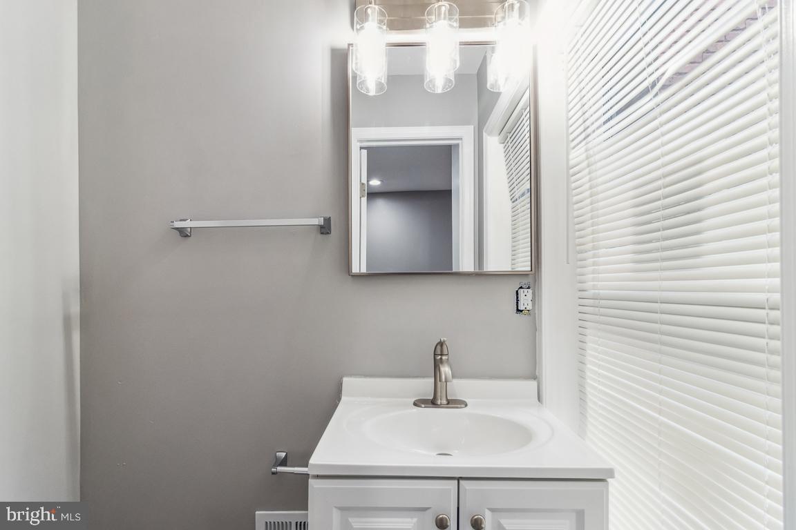 BARCLAY - GREENMOUNT - Residential