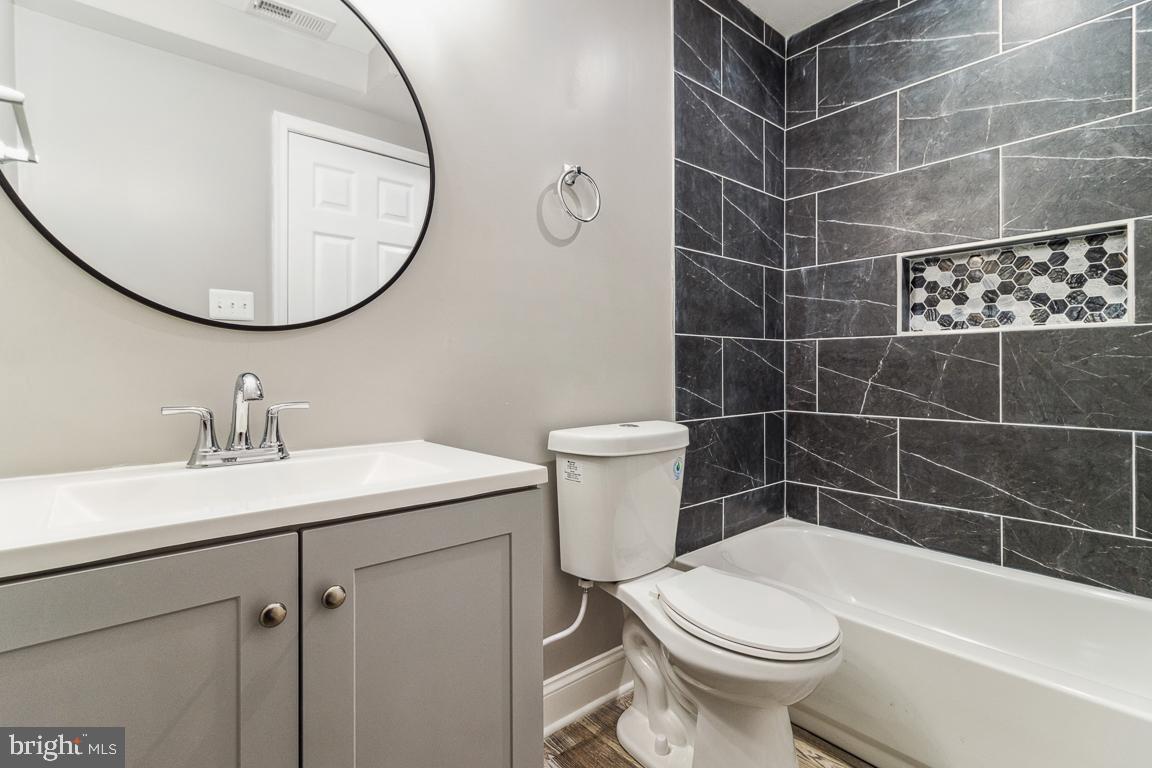 BARCLAY - GREENMOUNT - Residential
