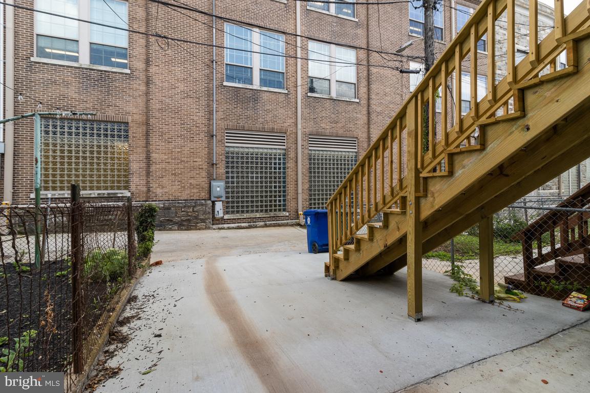 BARCLAY - GREENMOUNT - Residential