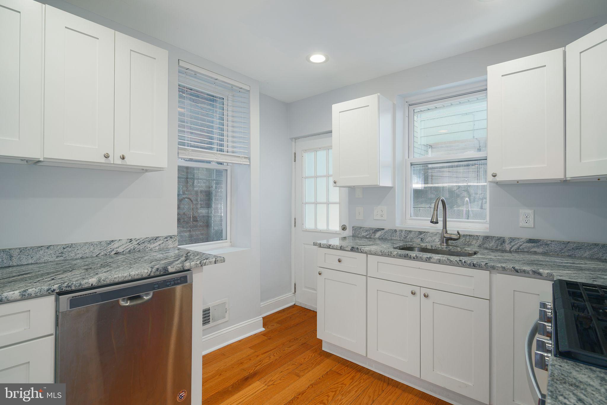 POINT BREEZE - Residential