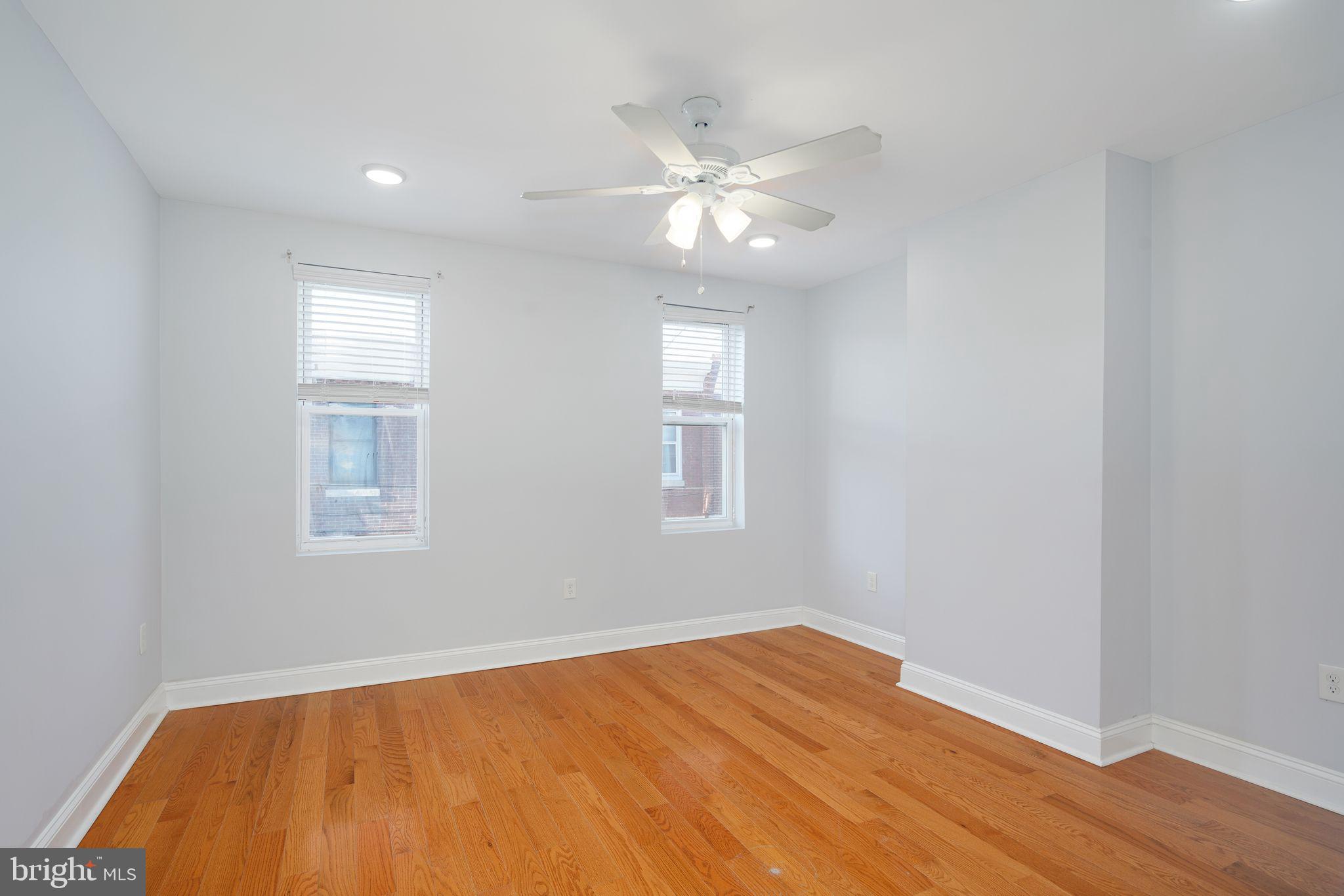 POINT BREEZE - Residential