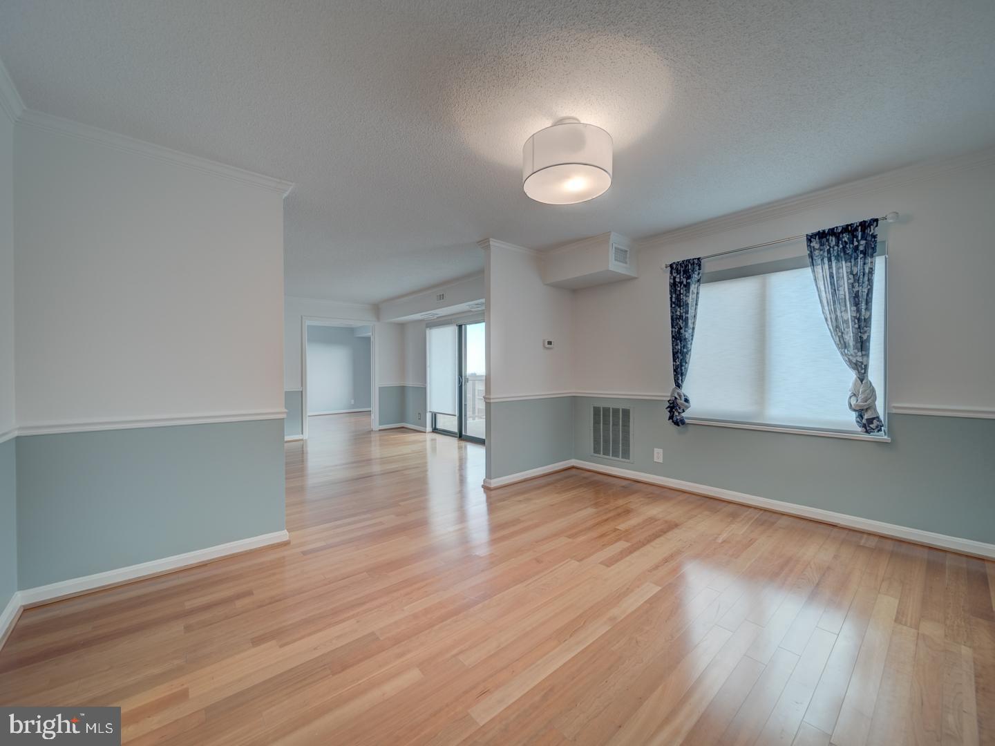 WATERGATE AT LANDMARK - Residential