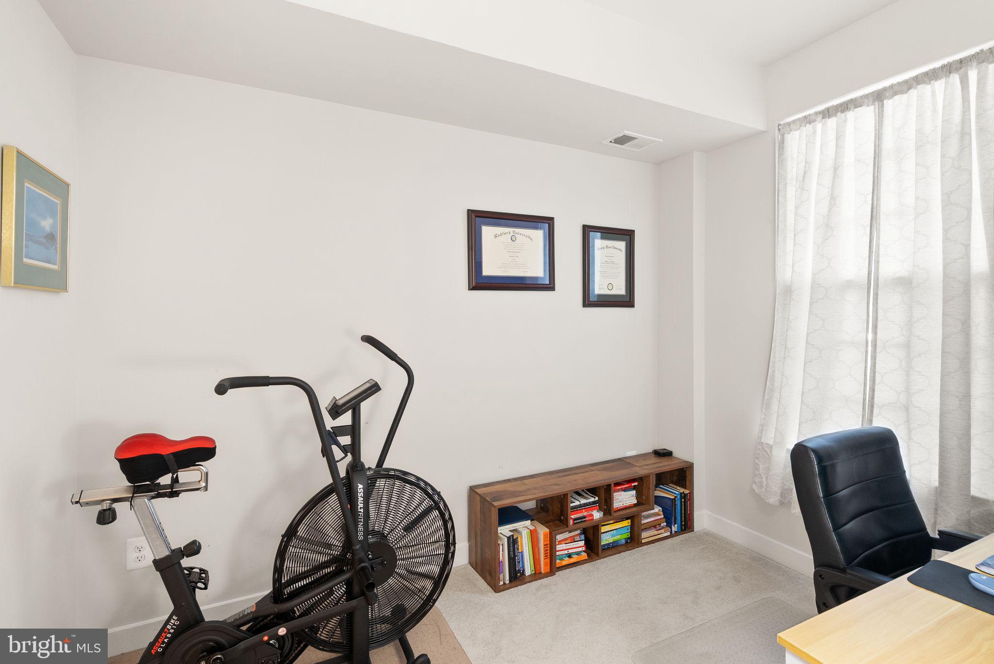 ARCOLA TOWN CENTER - Residential