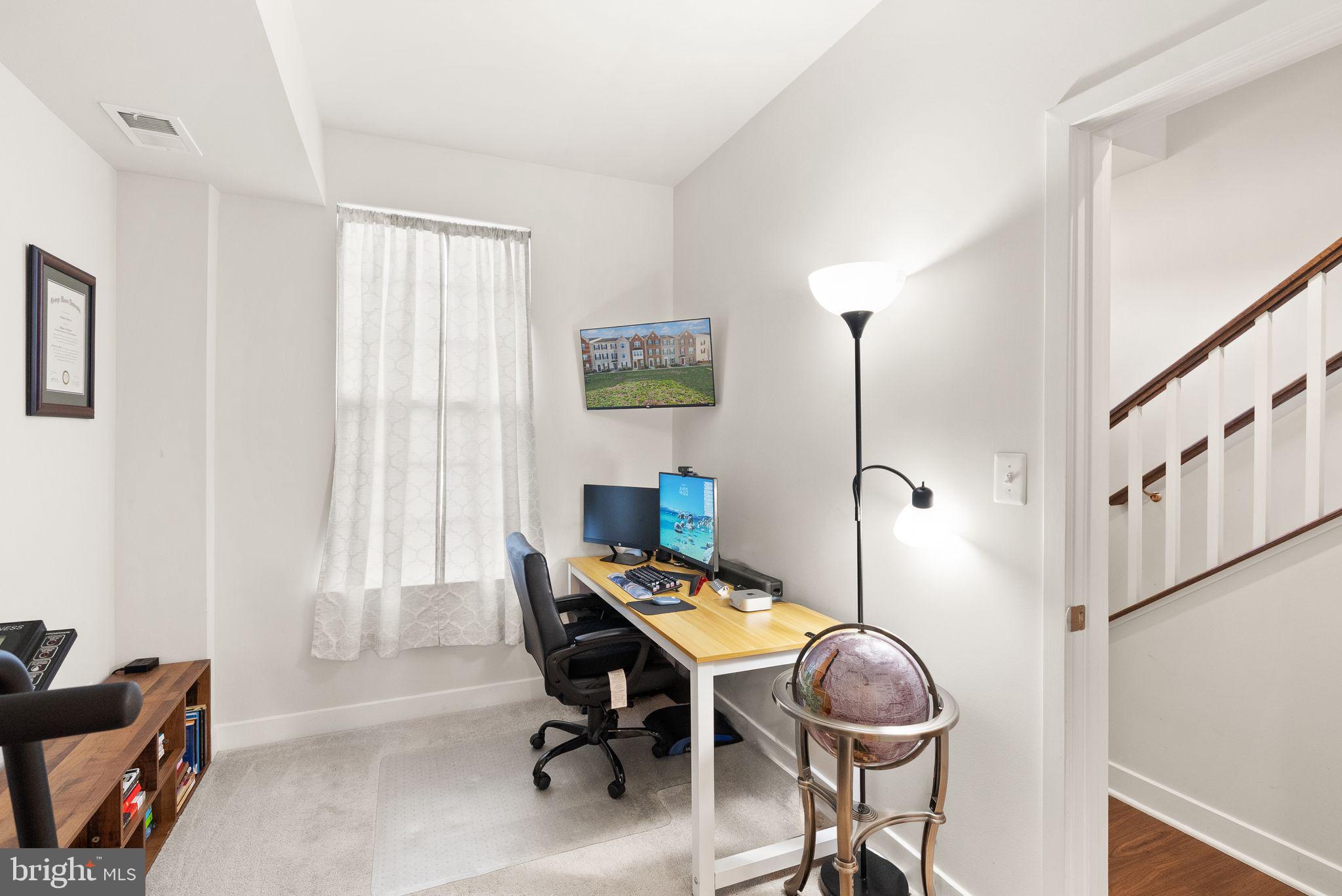 ARCOLA TOWN CENTER - Residential