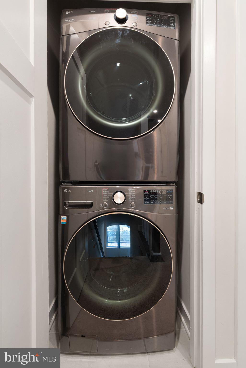 ARCOLA TOWN CENTER - Residential