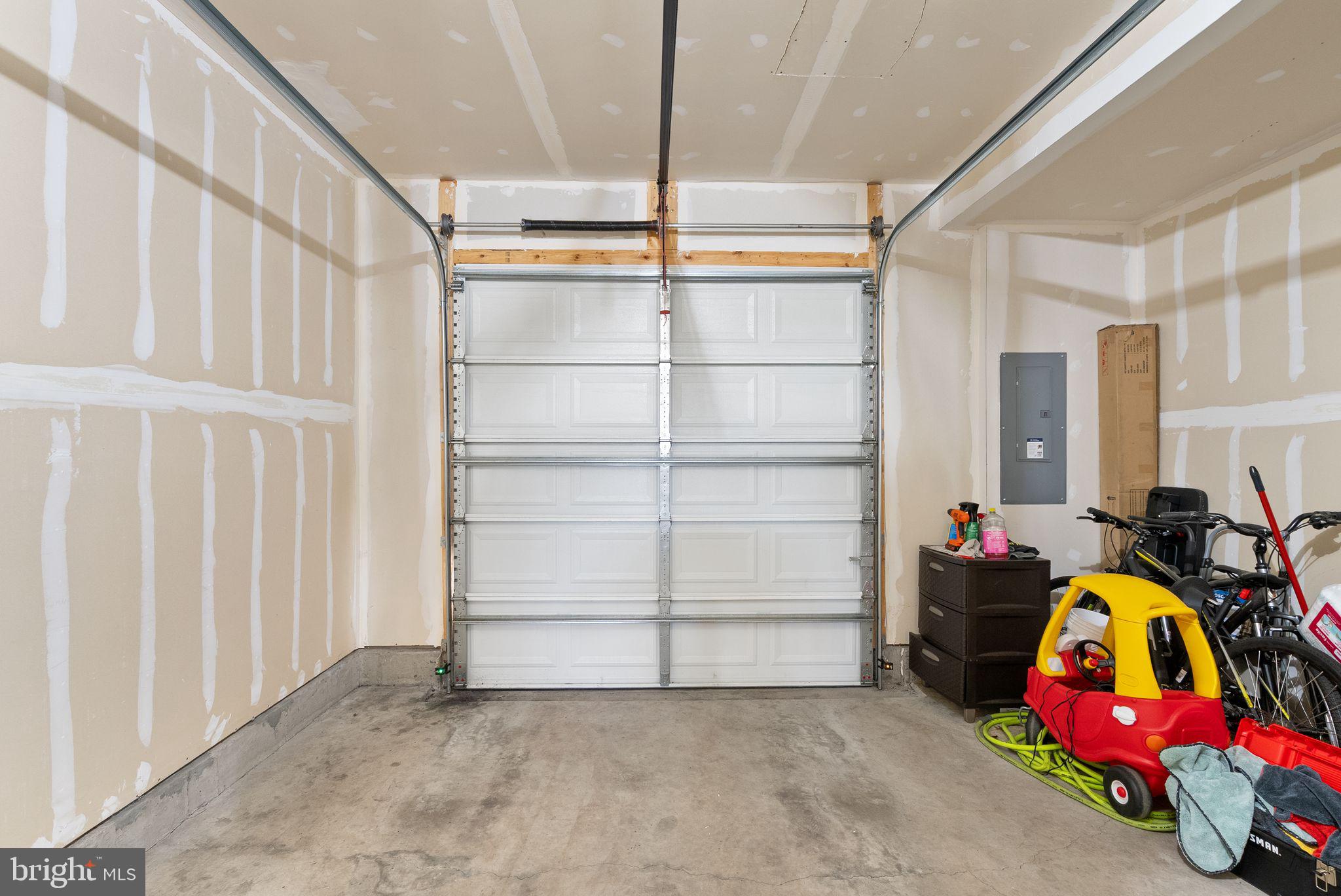 ARCOLA TOWN CENTER - Residential