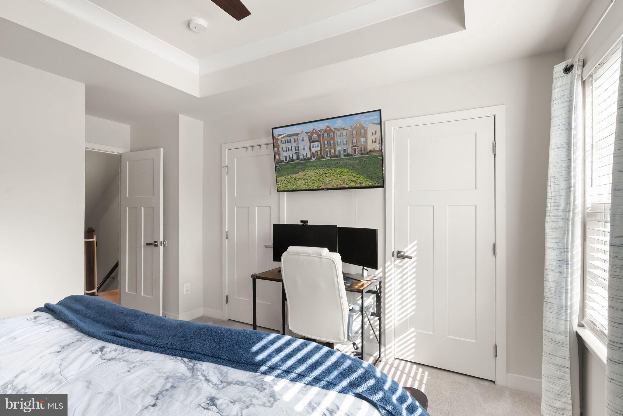 ARCOLA TOWN CENTER - Residential