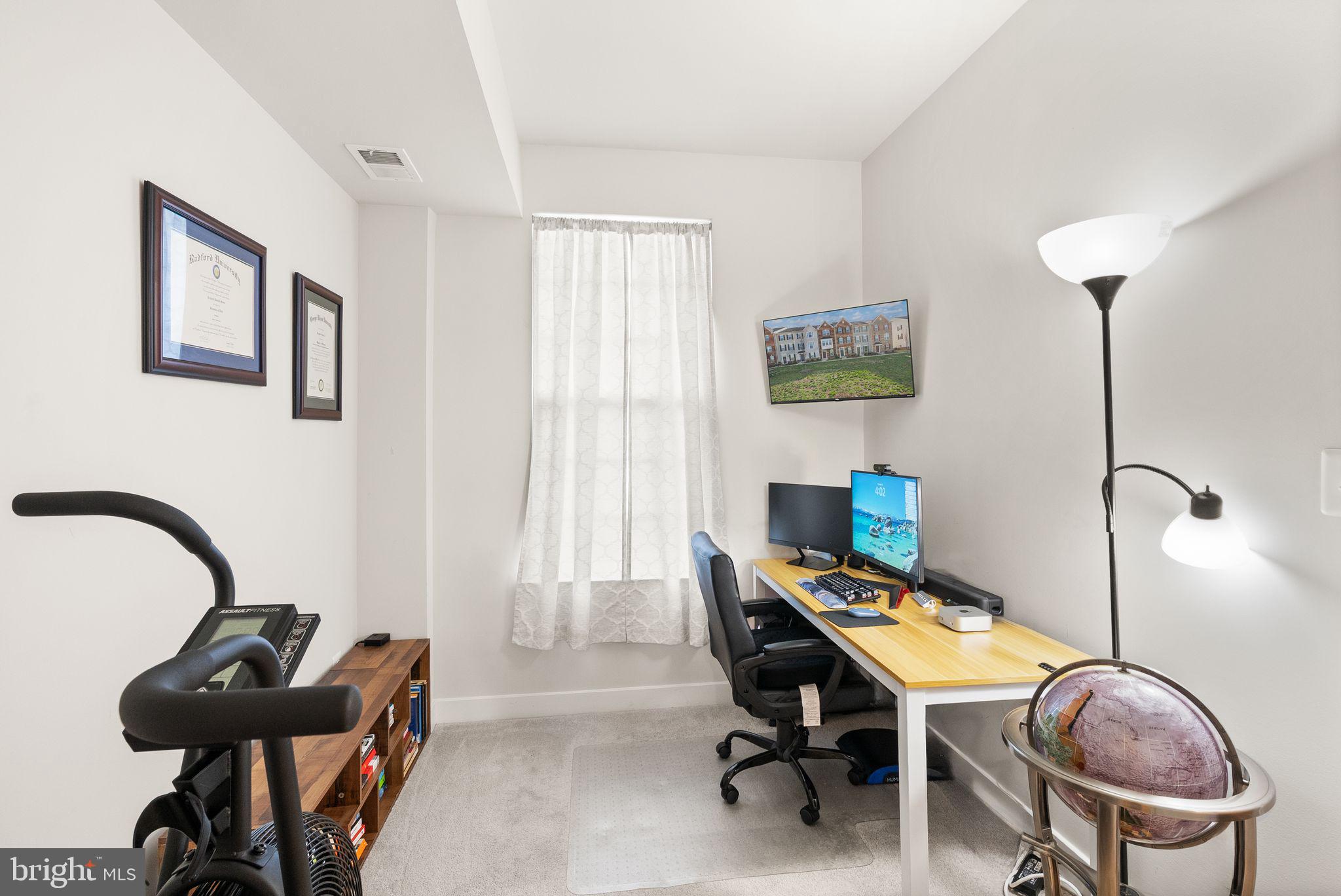 ARCOLA TOWN CENTER - Residential