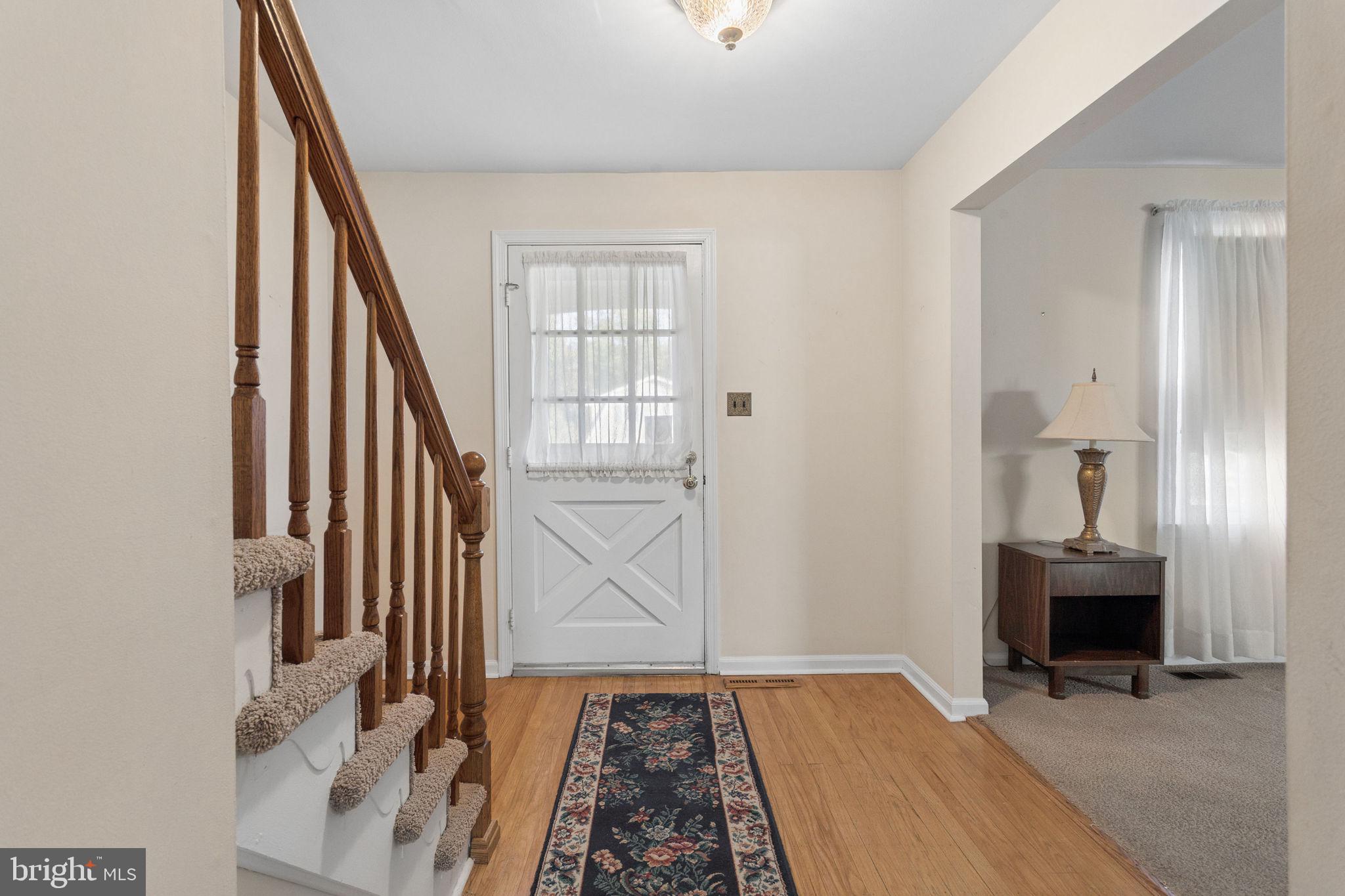 4 OVERINGTON AVENUE