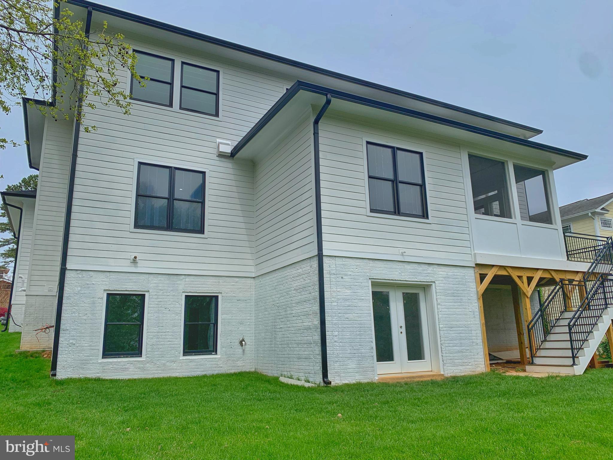 ROSEMONT - Residential