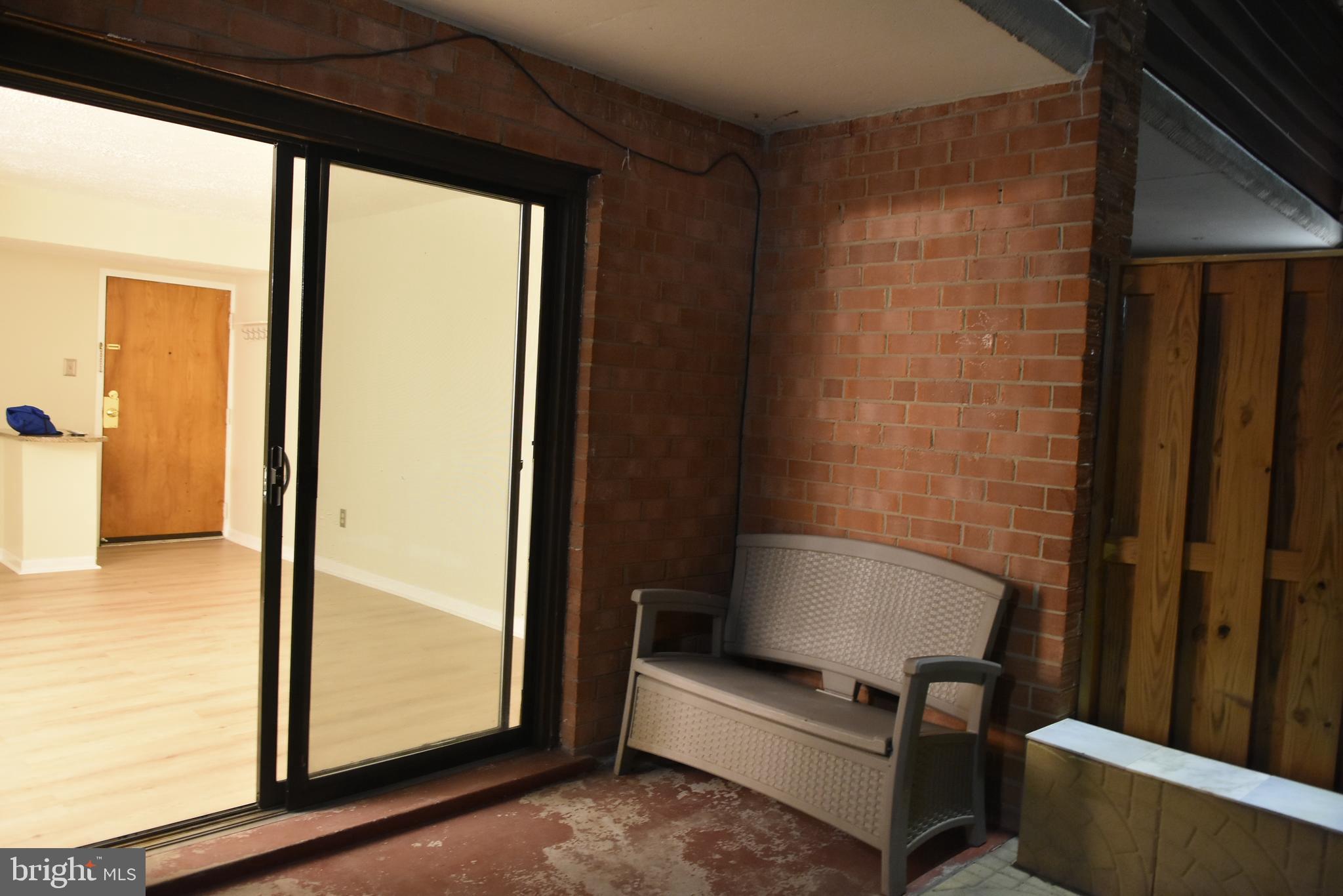 GEORGE MASON VILLAGE - Residential