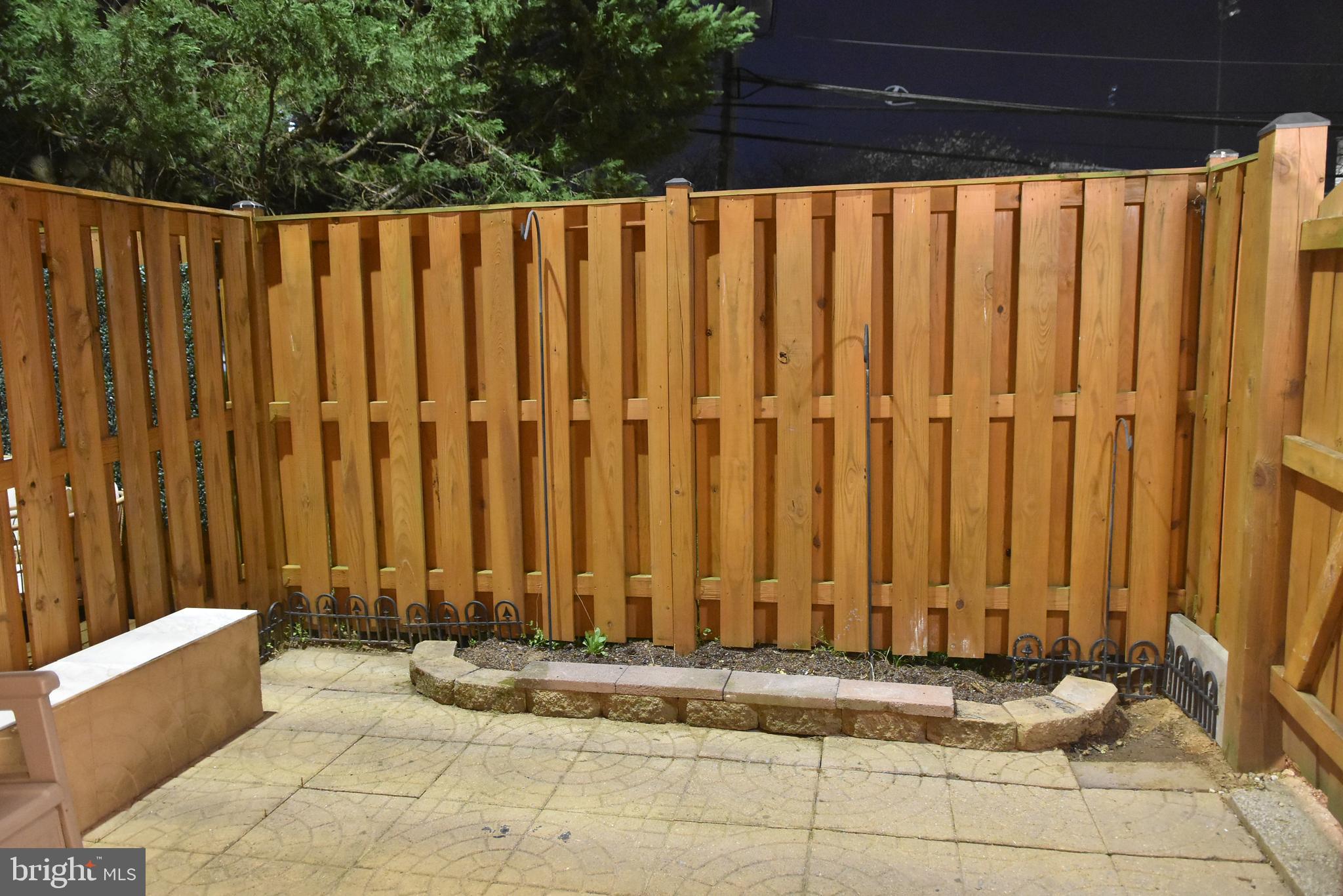 GEORGE MASON VILLAGE - Residential