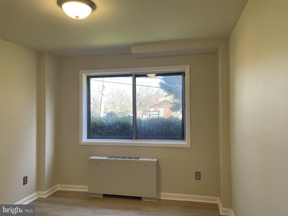 GEORGE MASON VILLAGE - Residential