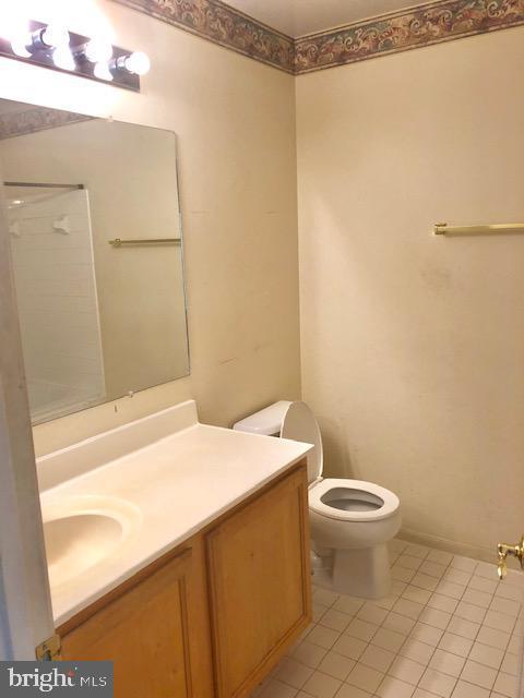 BRINKLEY PARK TOWN - Residential Lease