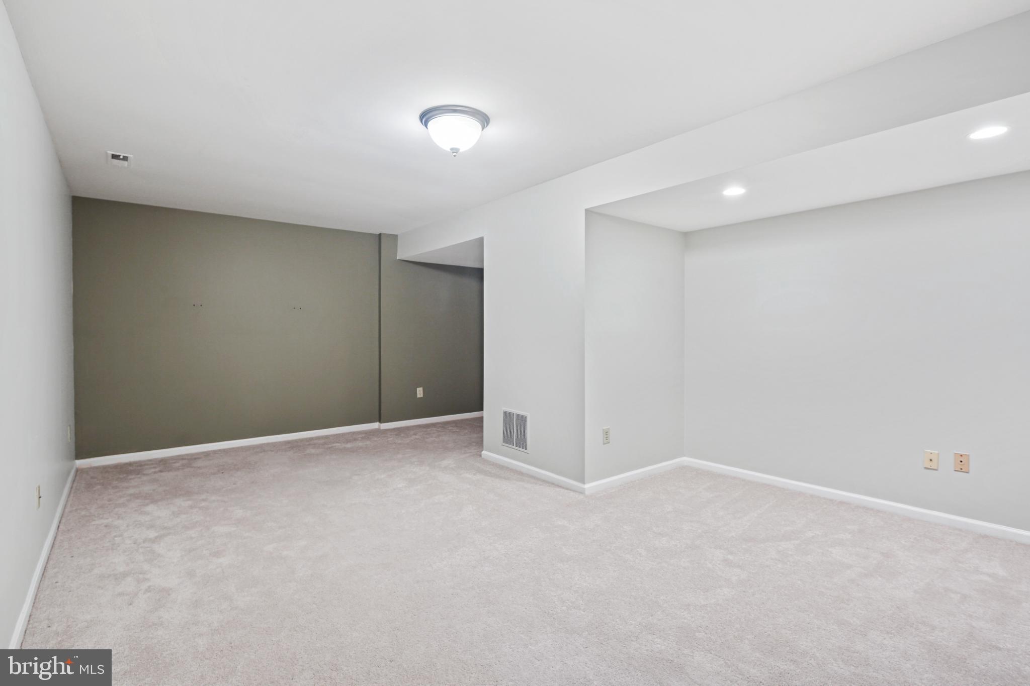 DORSEY HALL - Residential