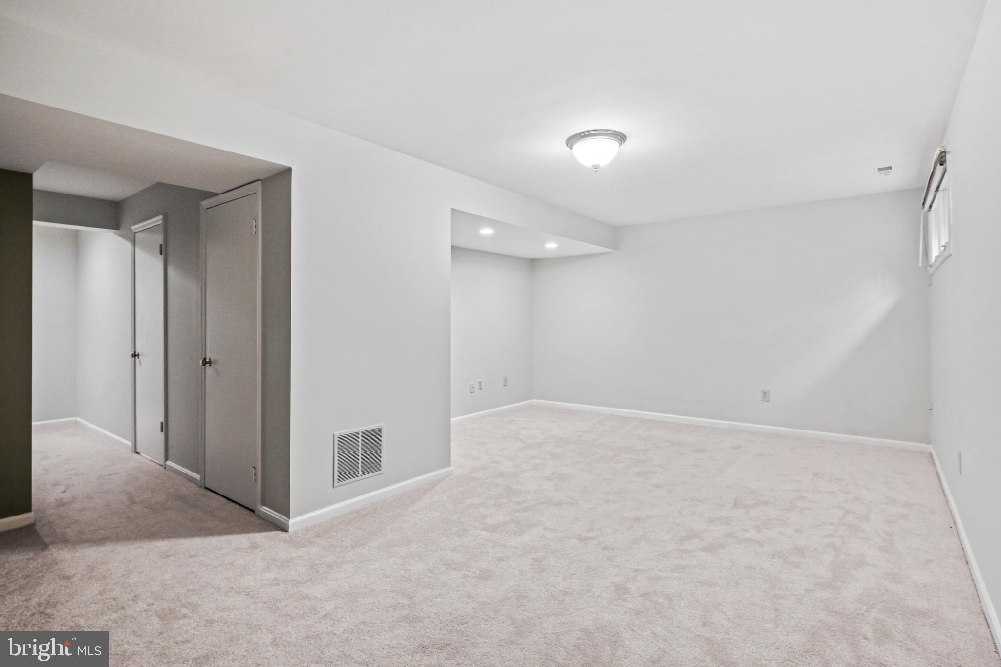 DORSEY HALL - Residential