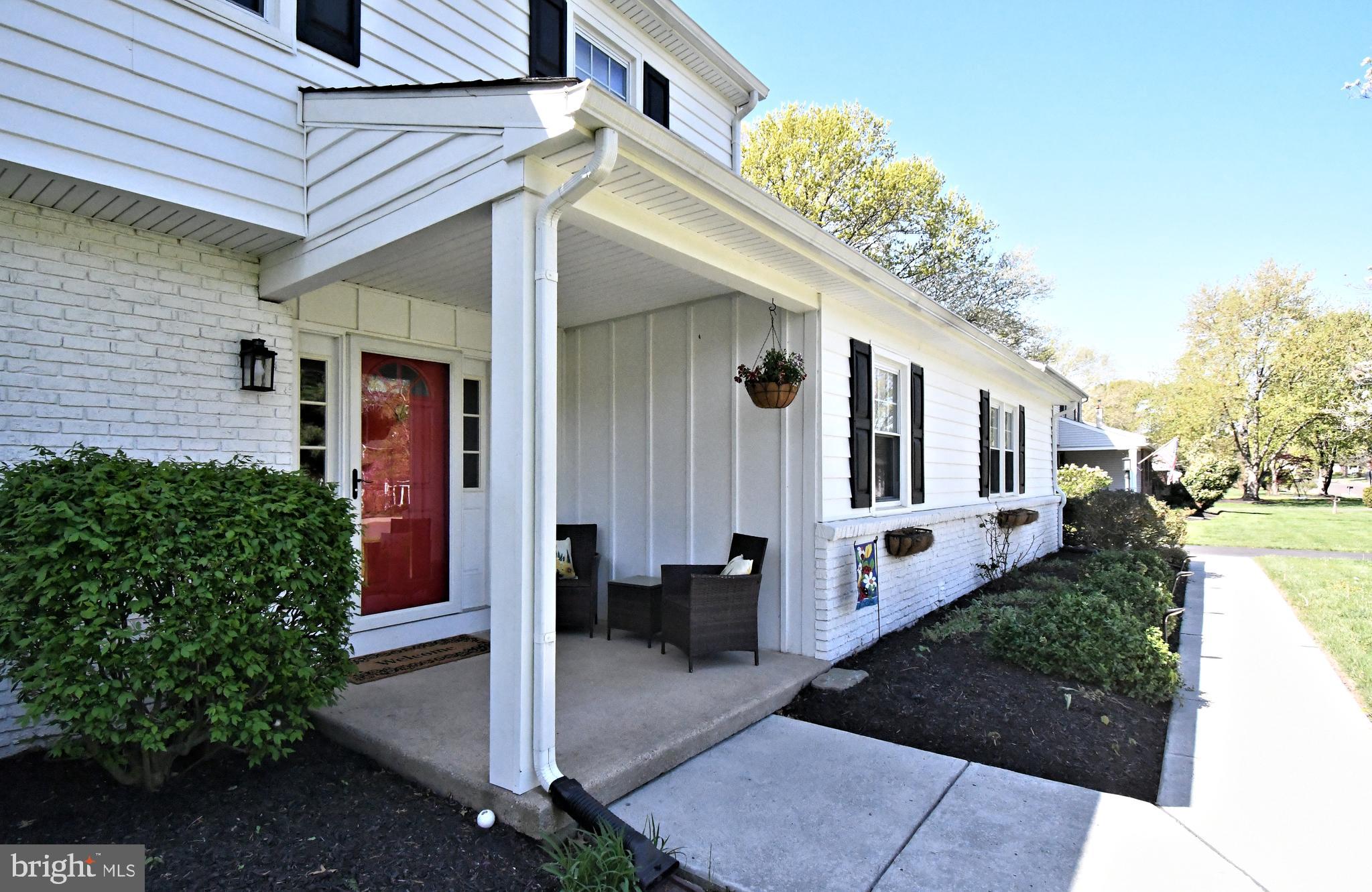 1608 S CRESCENT BOULEVARD