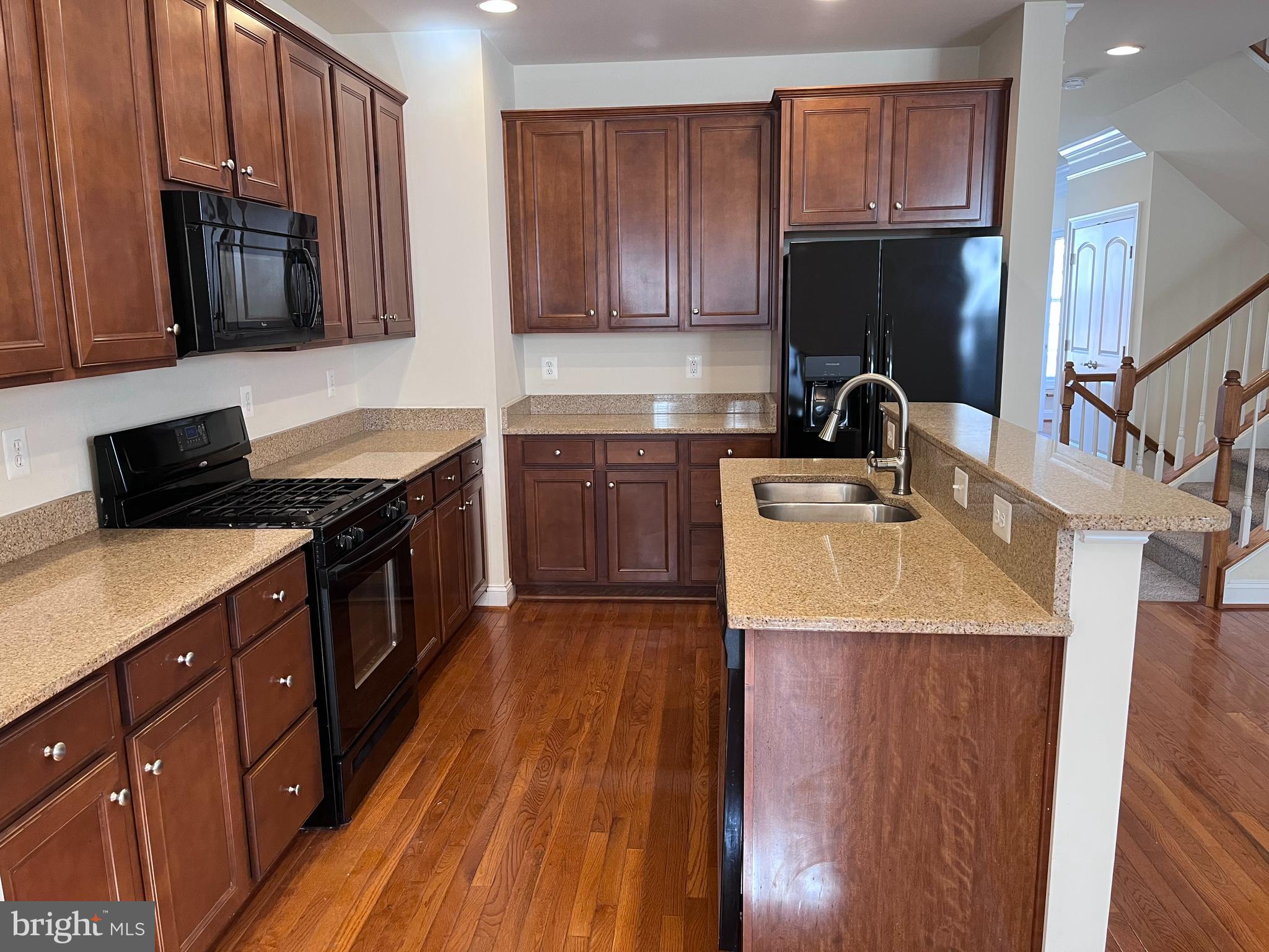 SOUTH MARKET - Residential Lease