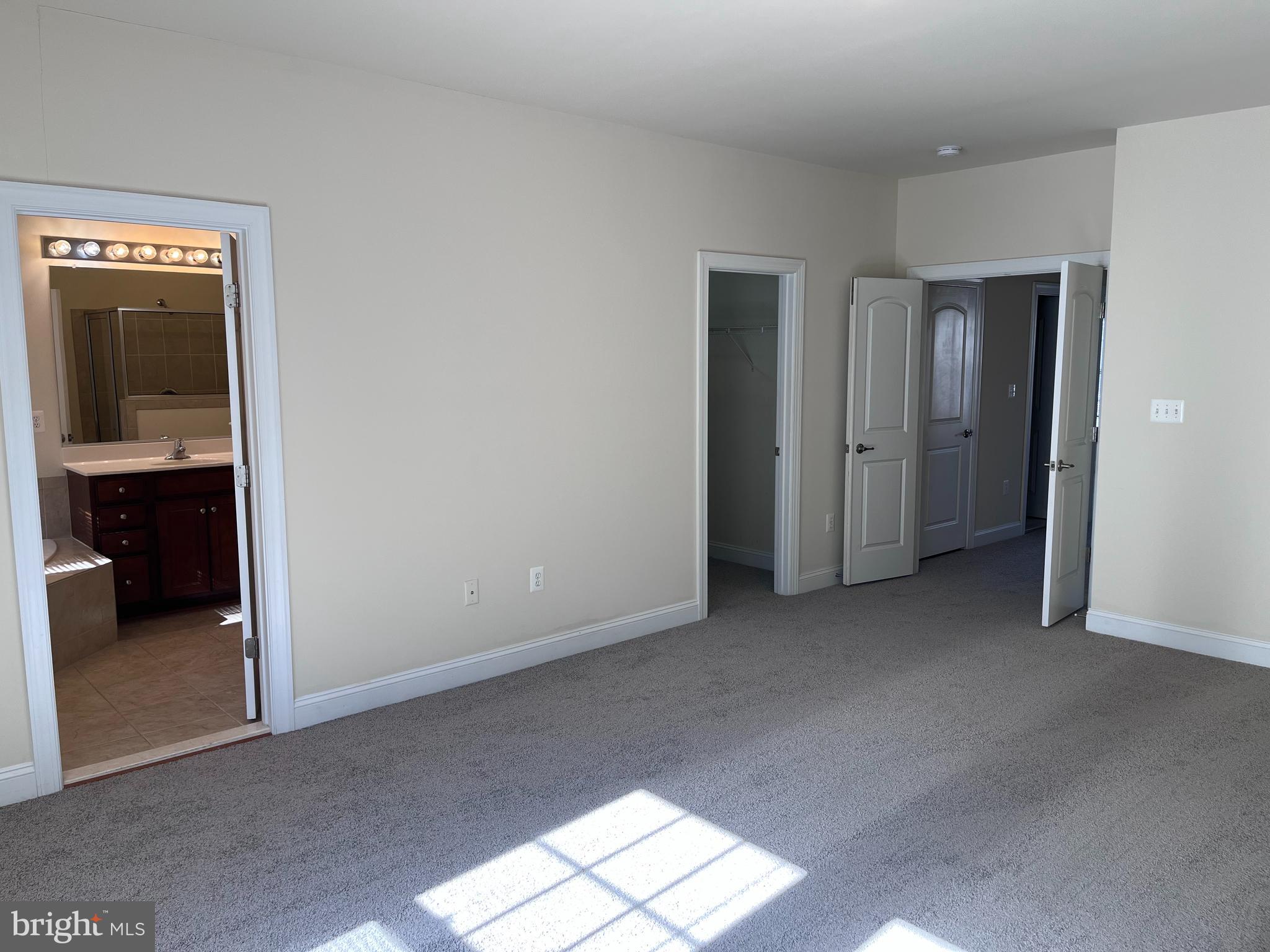 SOUTH MARKET - Residential Lease