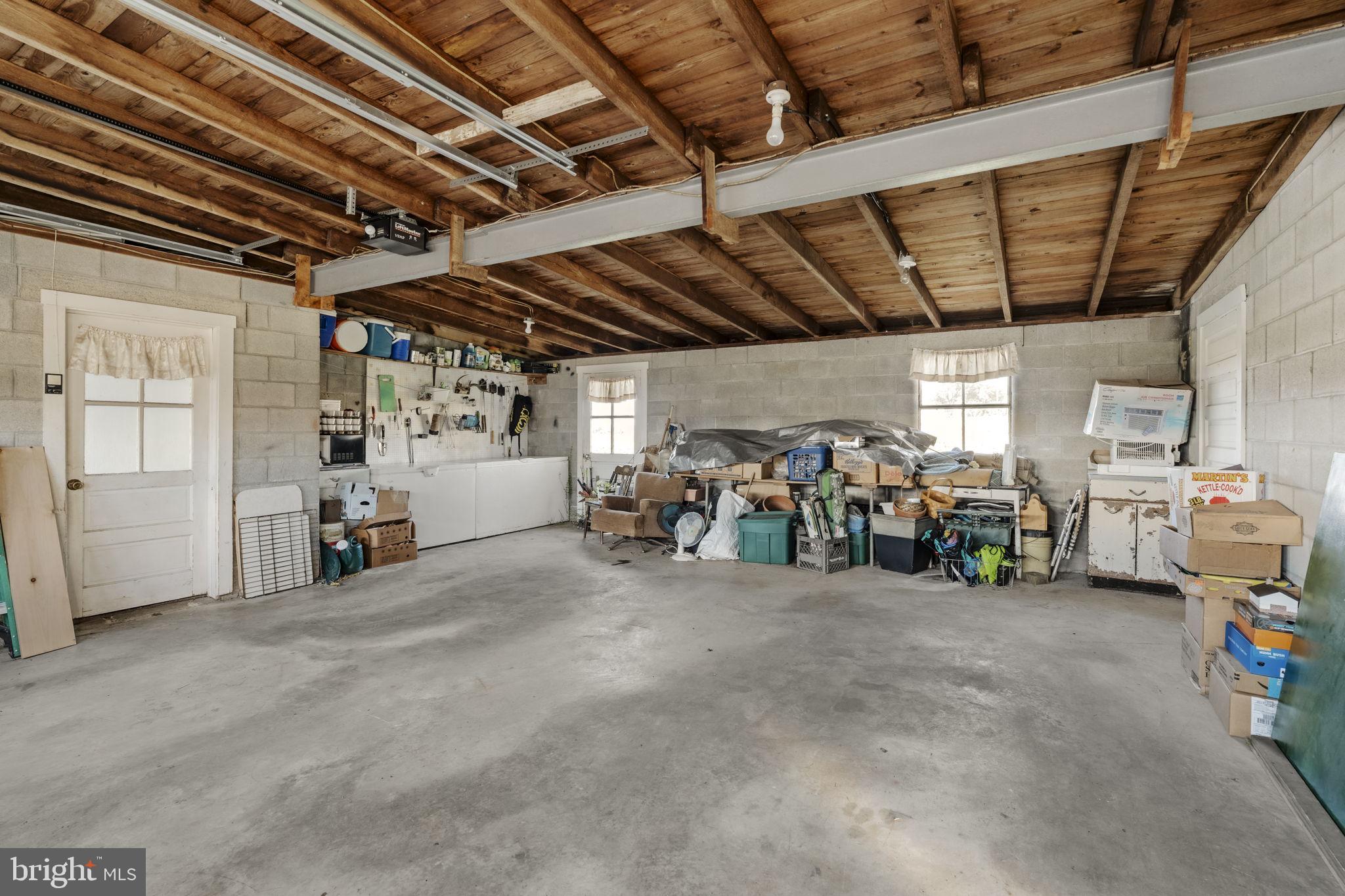 CLAY TOWNSHIP - Farm