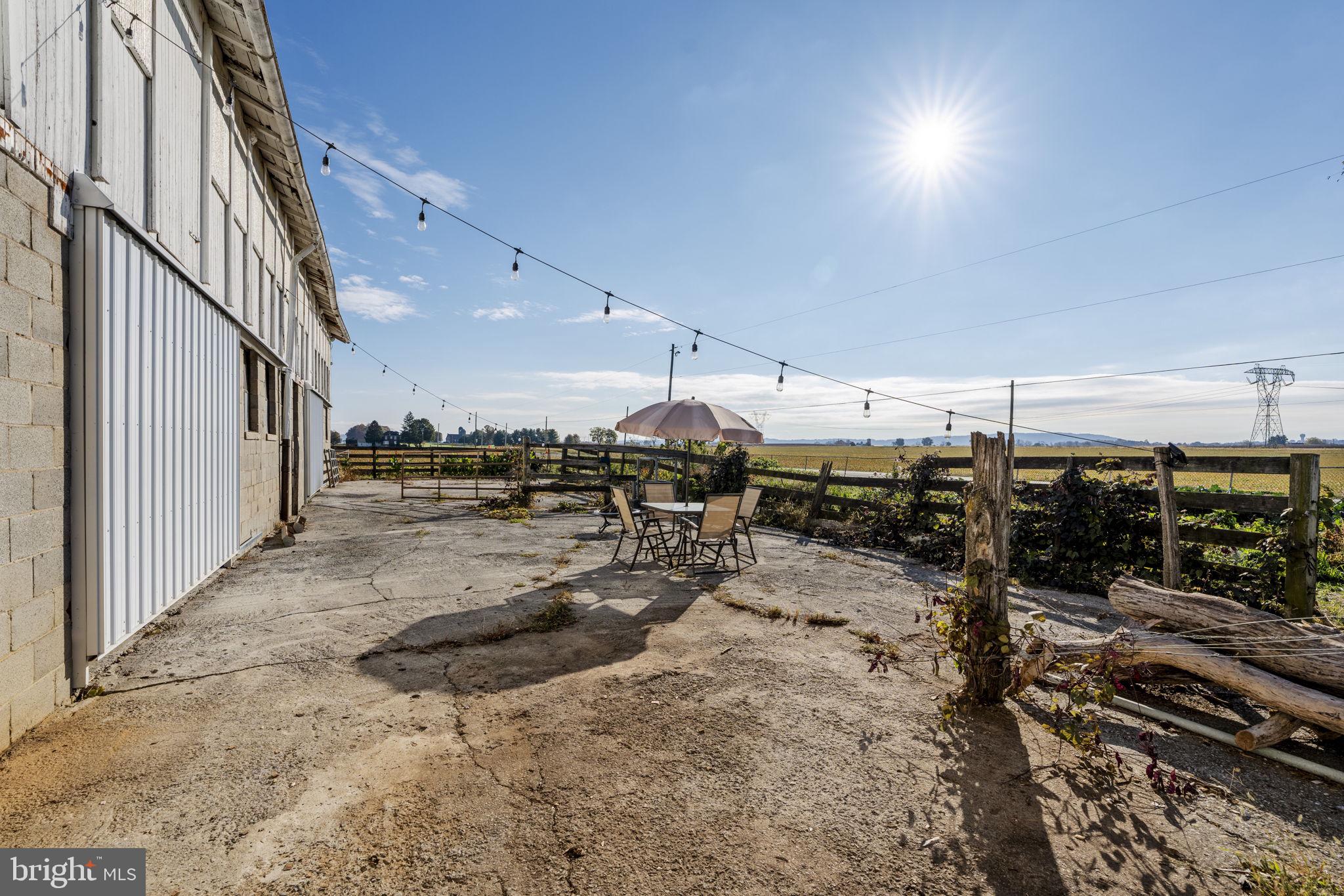 CLAY TOWNSHIP - Farm