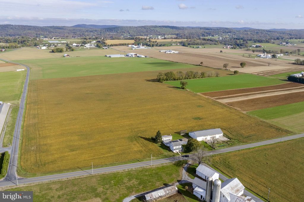 Photo of 125 Indiantown Road, EPHRATA, PA 17522 (MLS # PALA2080232)