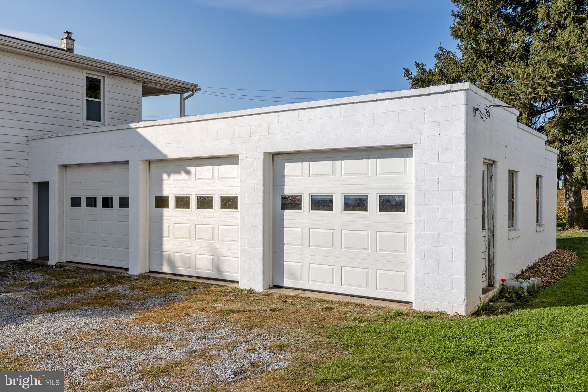 CLAY TOWNSHIP - Farm