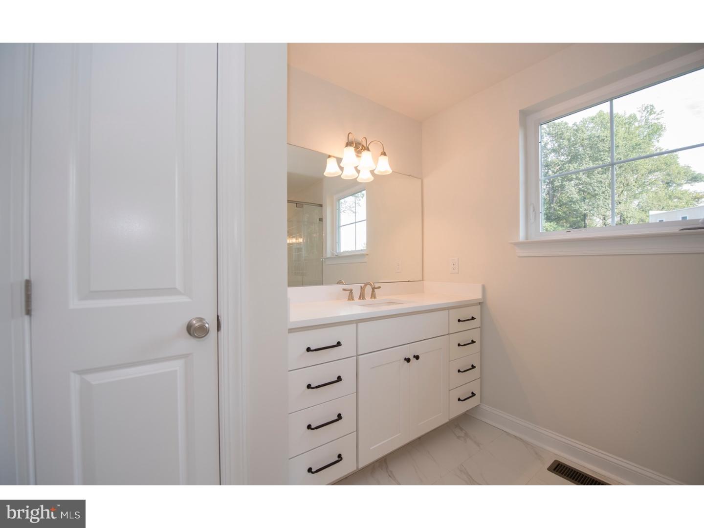 BROOKEFIELD - Residential