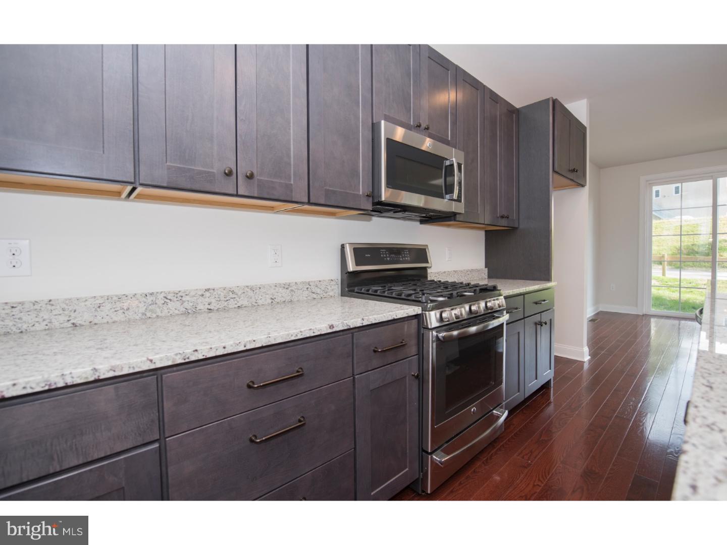 BROOKEFIELD - Residential