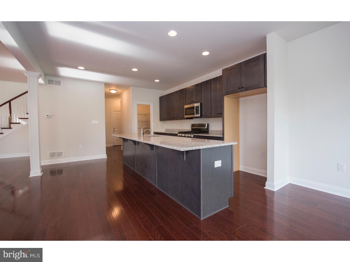 BROOKEFIELD - Residential