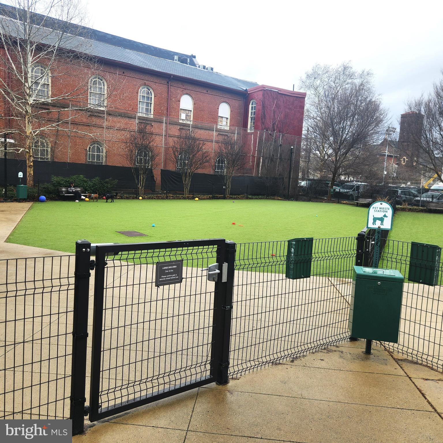 ART MUSEUM AREA - Residential