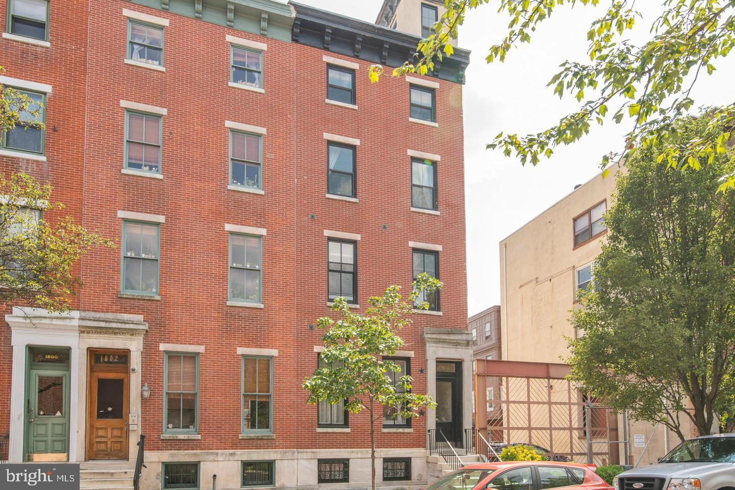 ART MUSEUM AREA - Residential