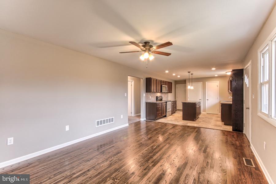 LOWER MIFFLIN TOWNSHIP - Residential