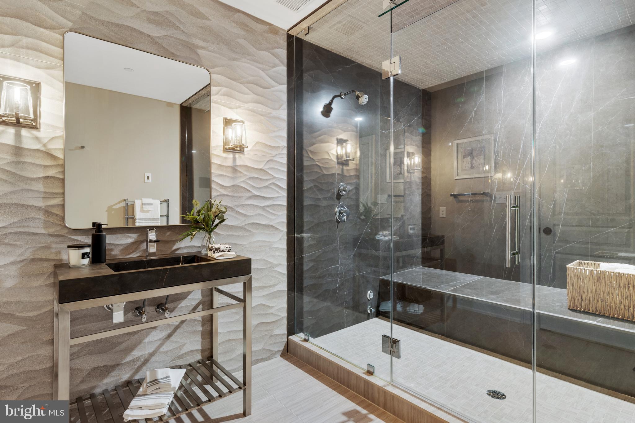 WHITE HORSE - Residential