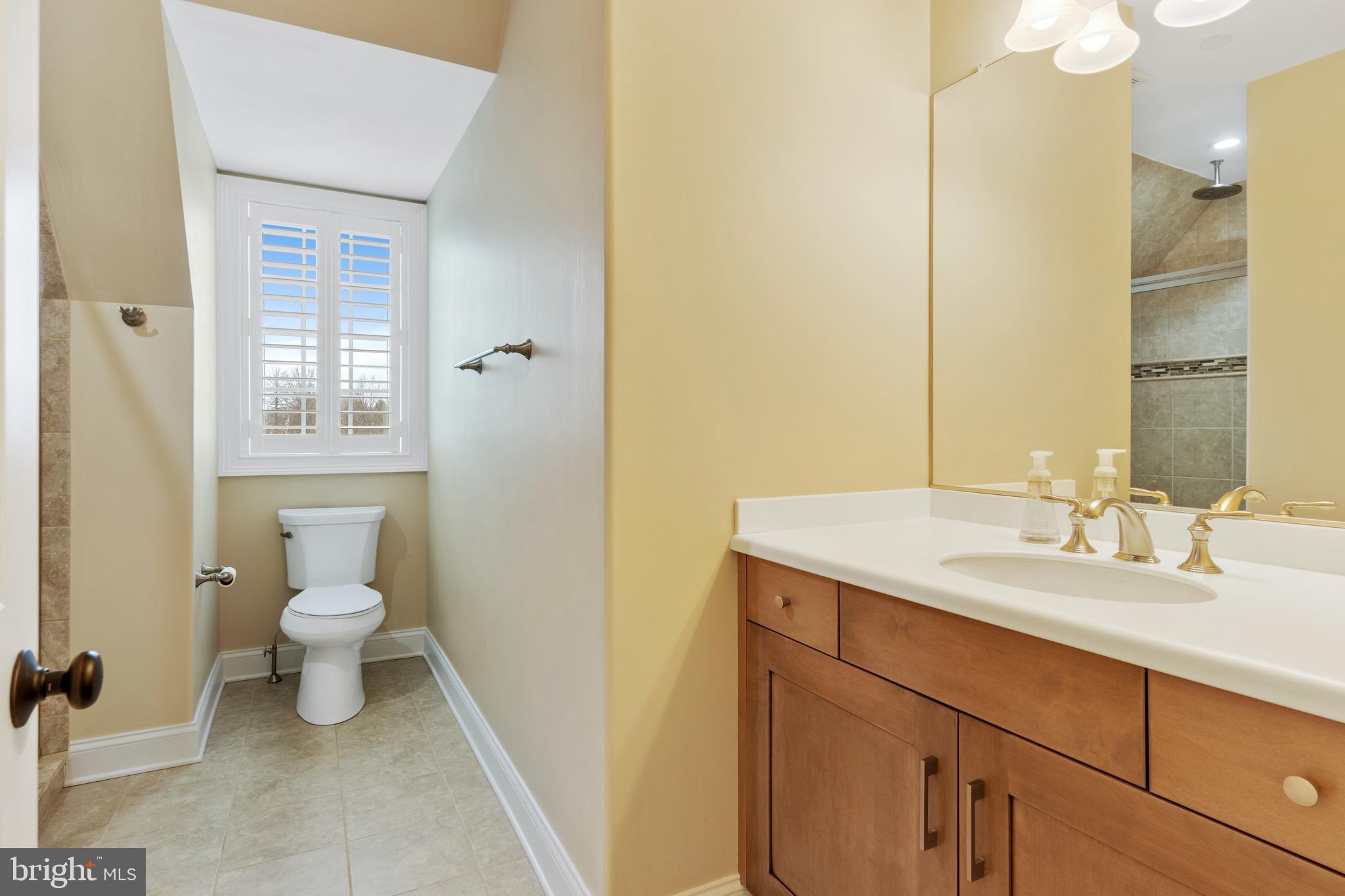 WHITE HORSE - Residential