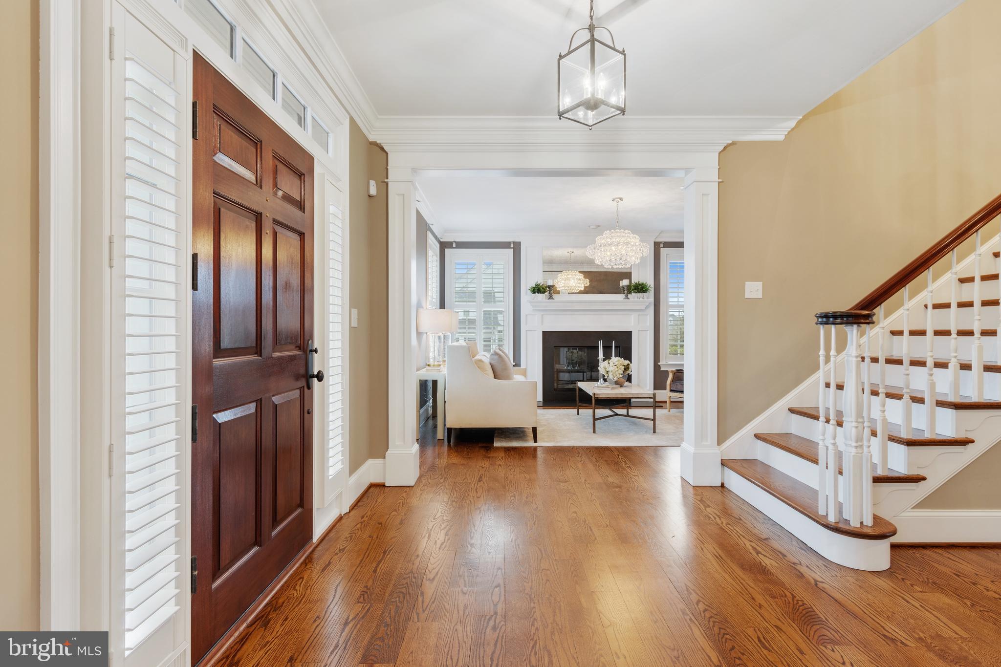 WHITE HORSE - Residential