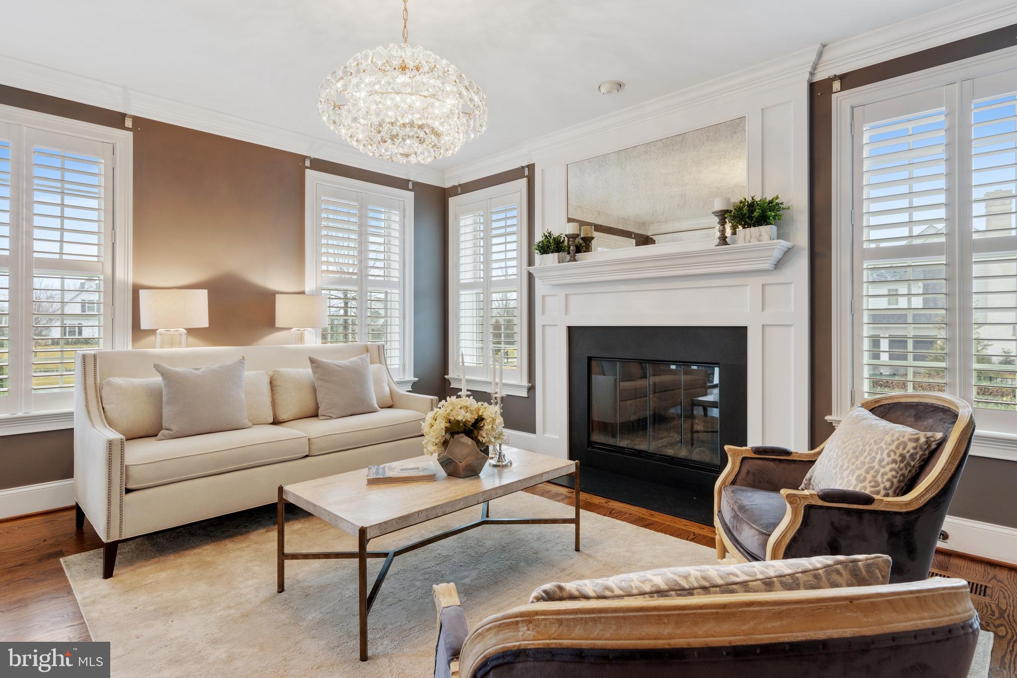 WHITE HORSE - Residential