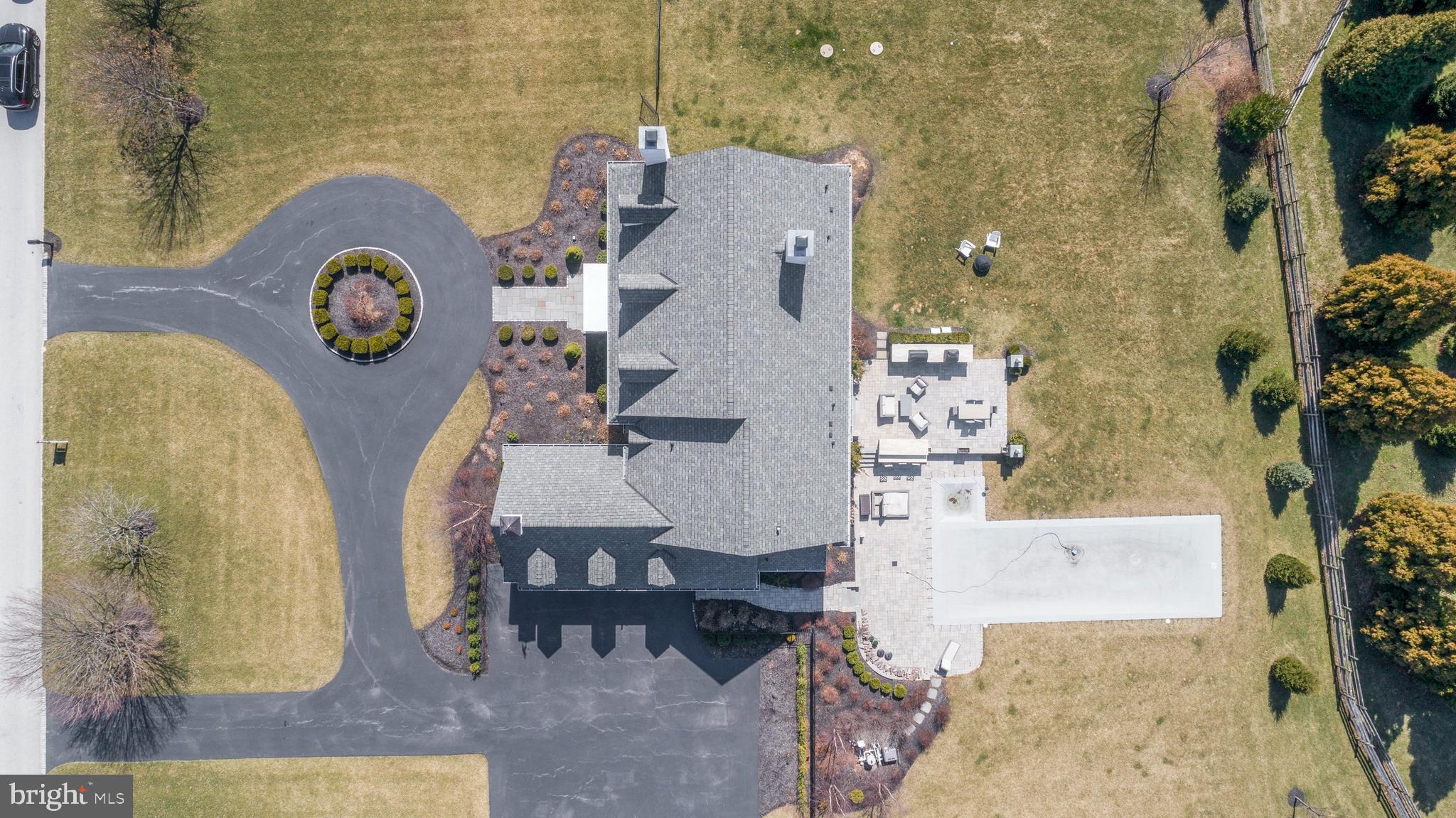 WHITE HORSE - Residential